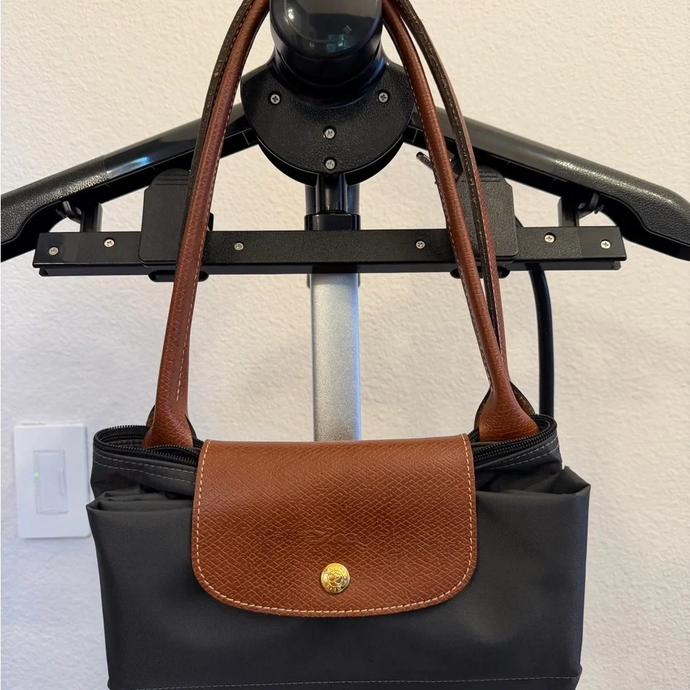 Longchamp Le Pliage Classic Large Gray Tote with Brown Leather Trim - Picture 5 of 10